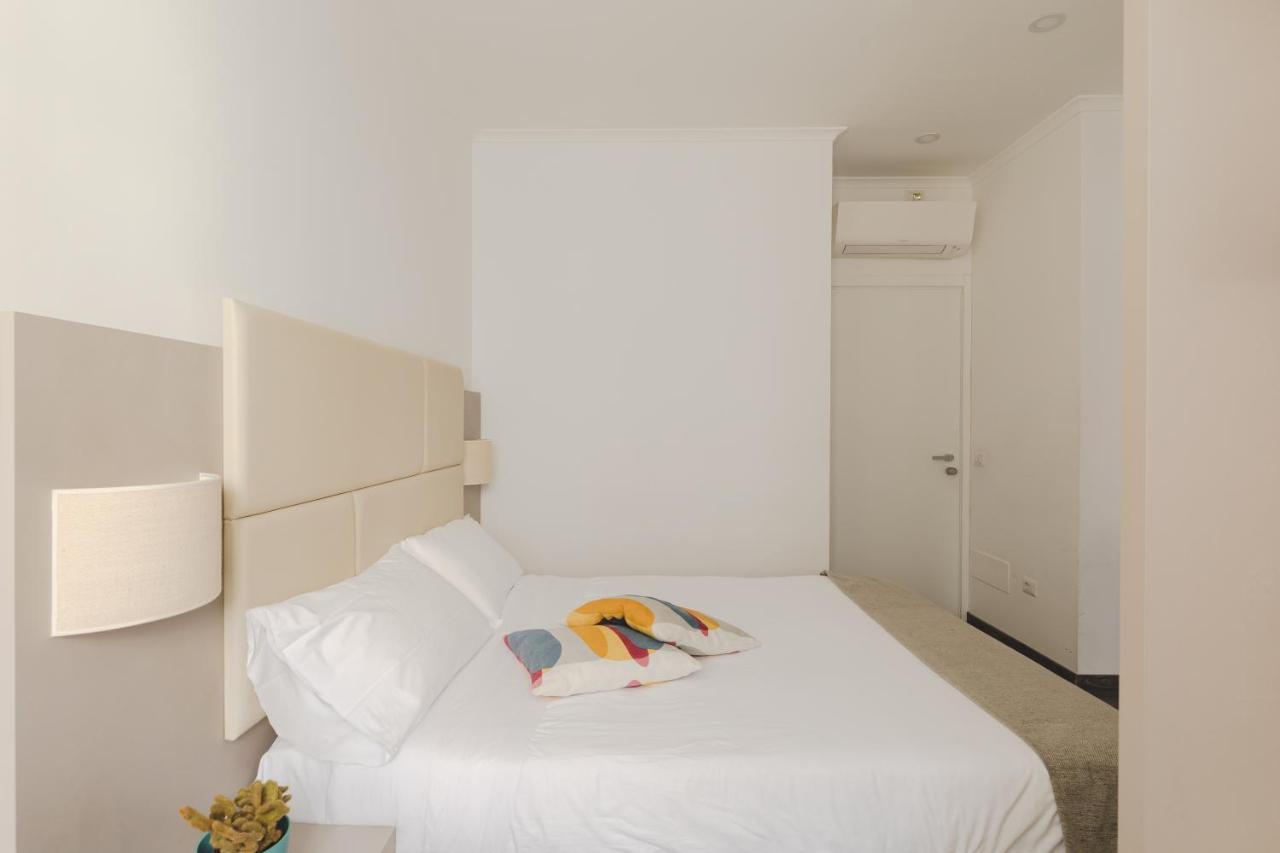 Residenza Il Giglio Hotel โรม ภายนอก รูปภาพ